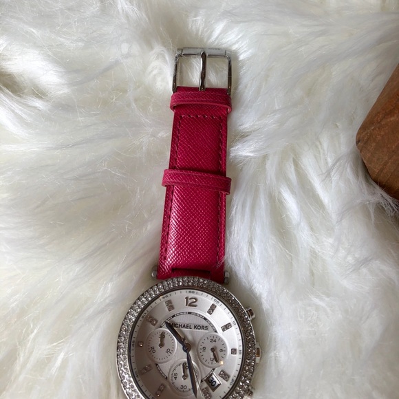 Michael Kors Parker Chronograph Pink Leather Watch - Picture 6 of 6